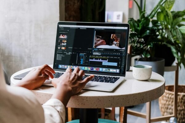 7 Best Software to Learn During a Video Editing Course in Udaipur